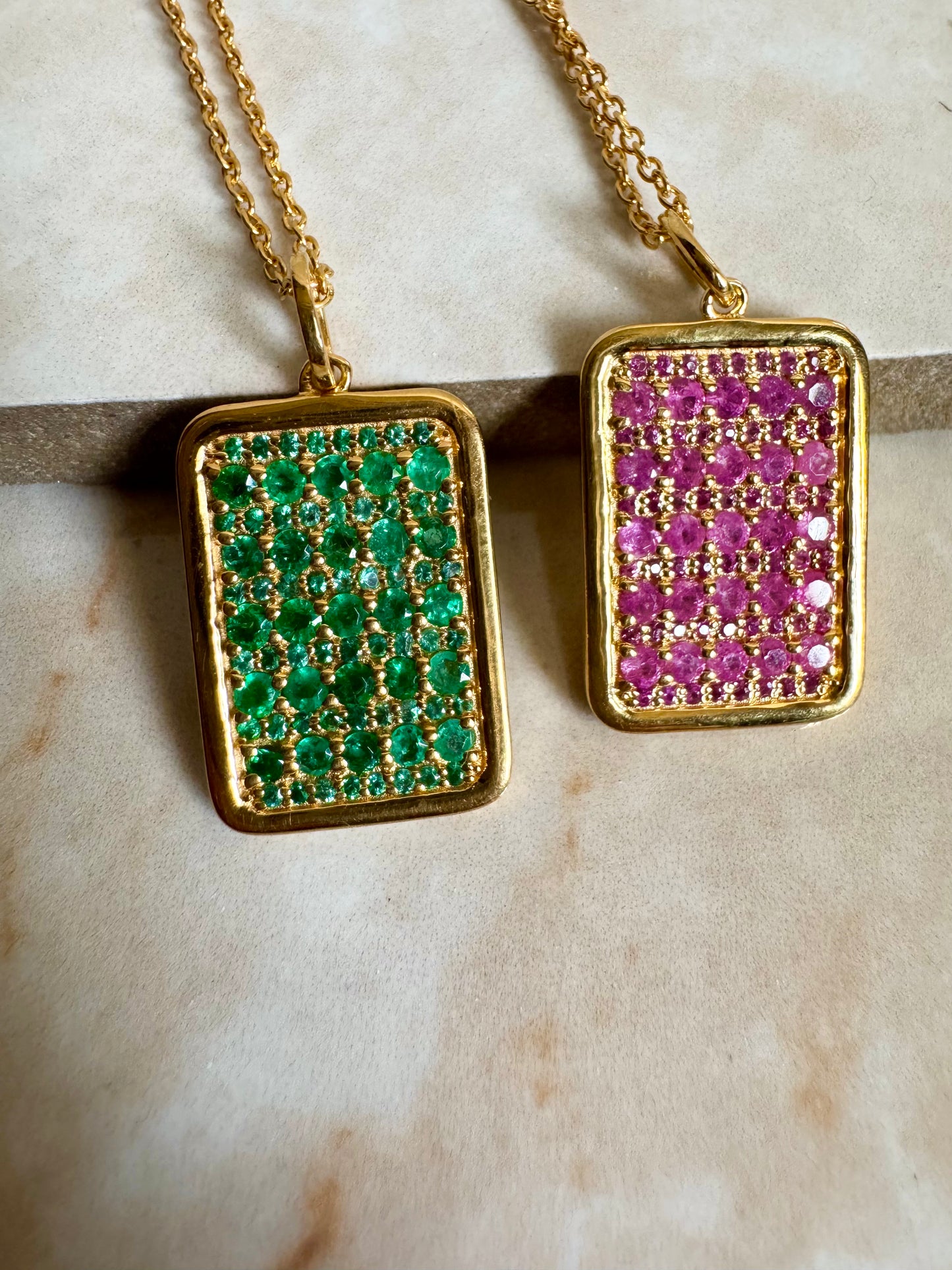 Rosverd Tag Pendant