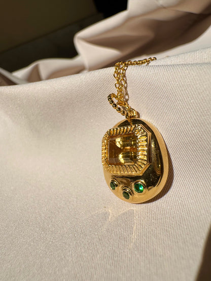 Luster glow pendant